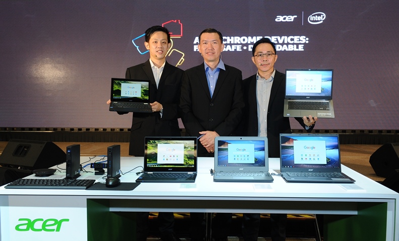 Photo 5 The products team from Acer Malaysia with the newly launched Acer Chrome devices